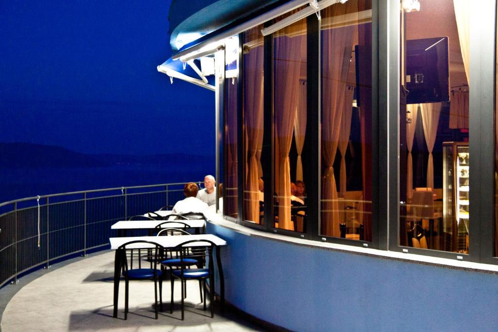 Hotel Flanona Plomin Exterior foto